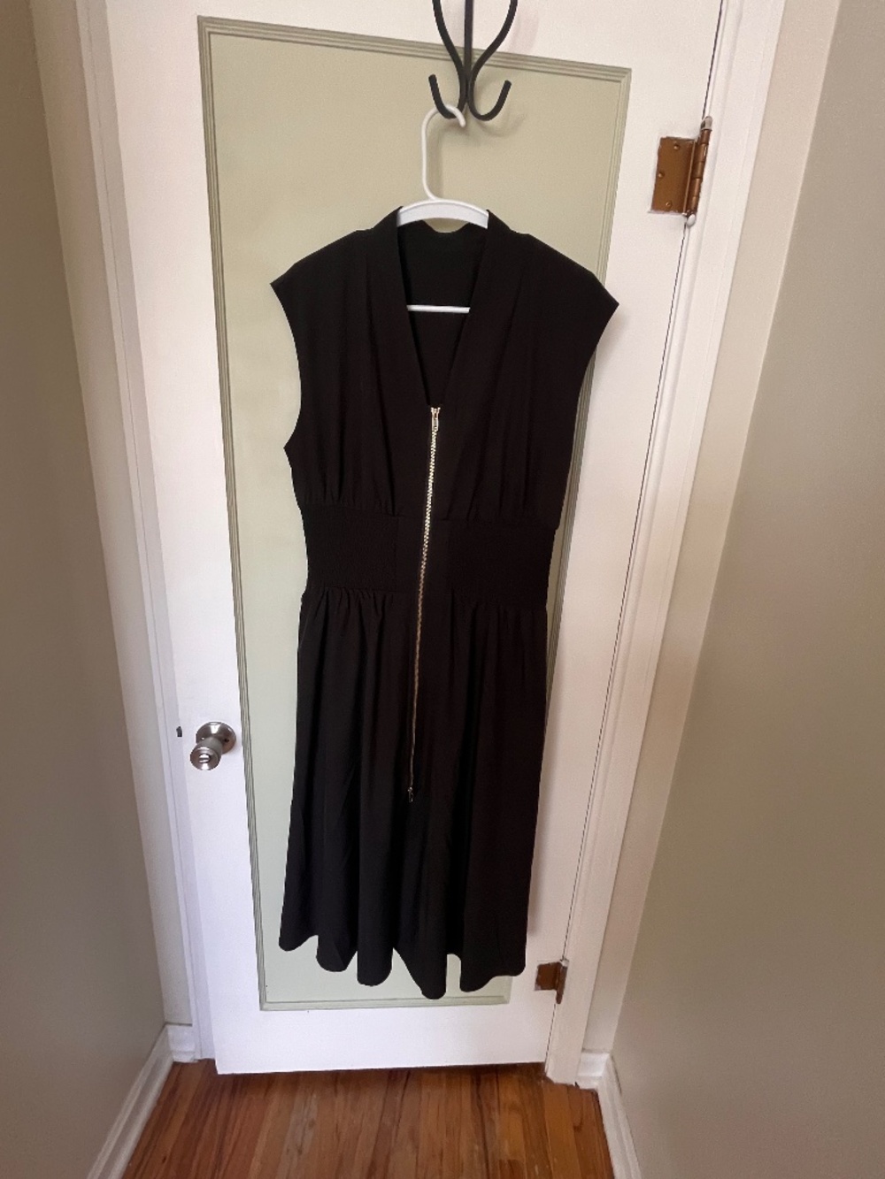 Women black zip up dress